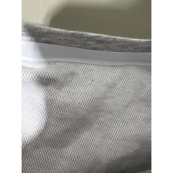 Arcteryx Cela Dress Size Medium Crew Short Sleeve Pocket Tunic Tee Heather Gray - Picture 4 of 6